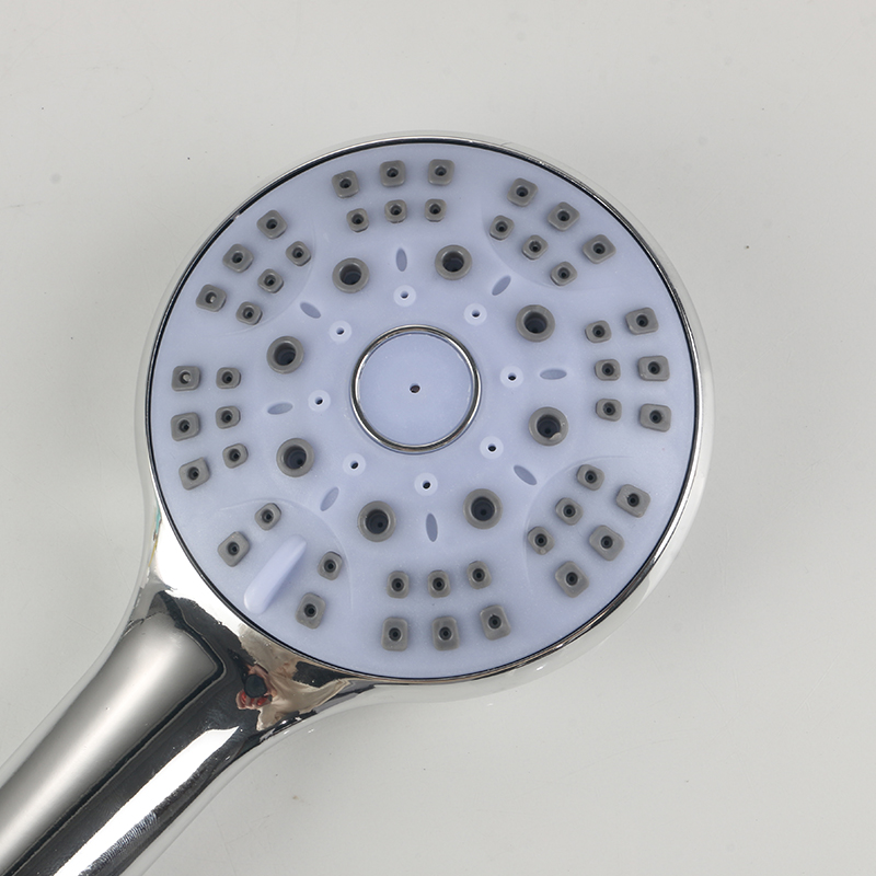 Midgauer showerheads