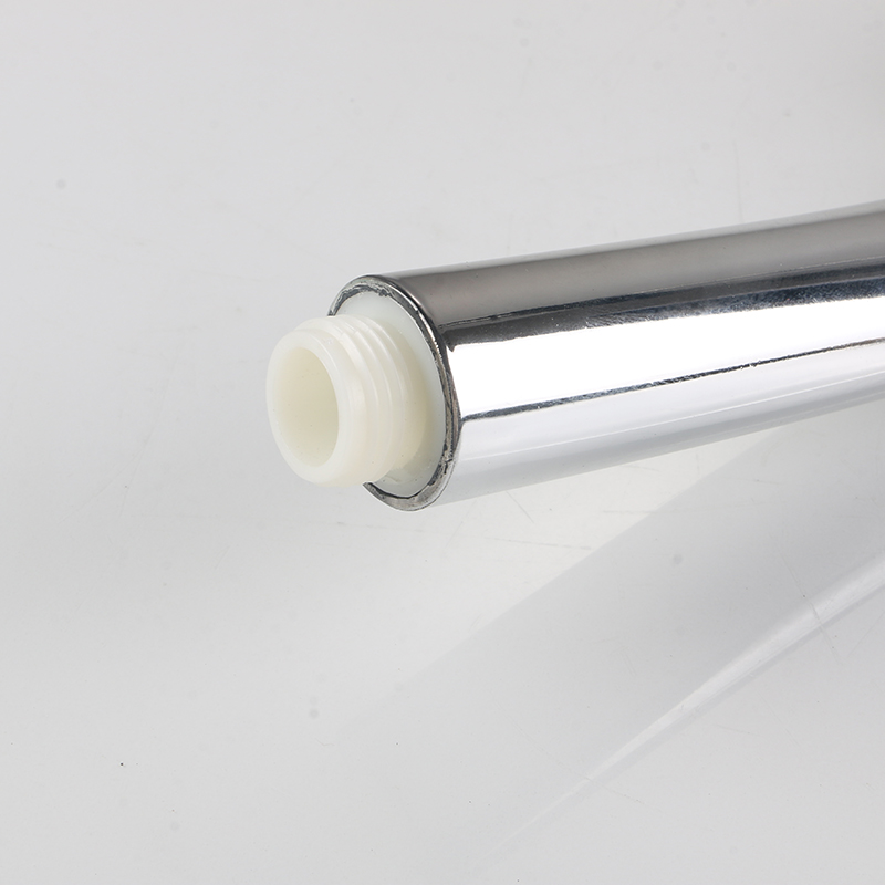 Midgauer showerheads