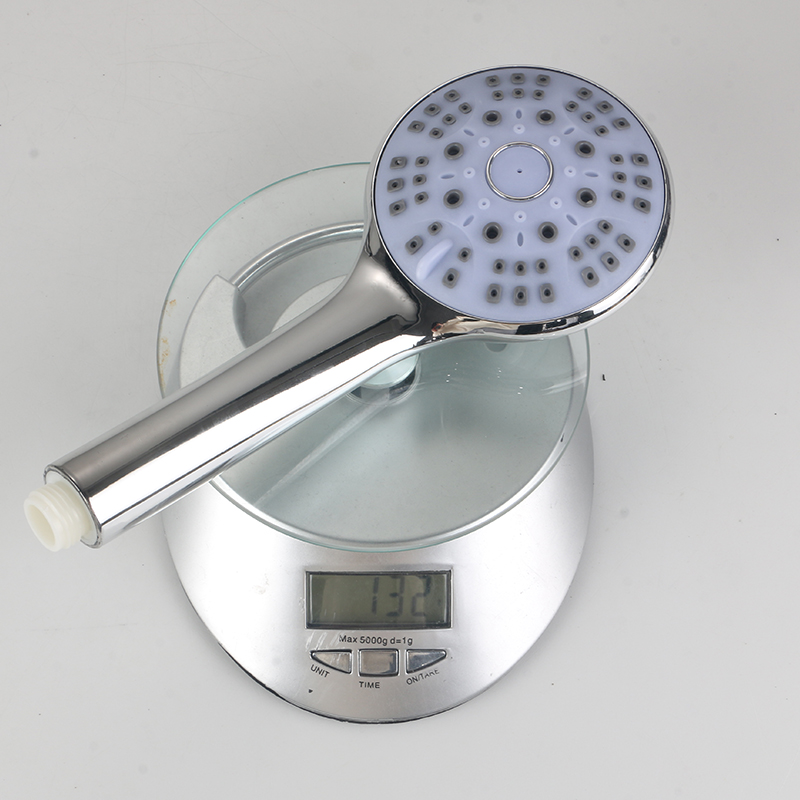 Midgauer showerheads